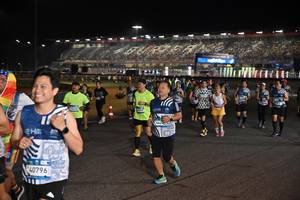 BIB: 
                            <button type="button" onclick="openModal(23915570)" class="btn btn-primary btn-sm float-right btn-popup" data-toggle="modal" data-target=".modal-high-quality">
                        <i class="fas fa-shopping-cart"></i> Add to Cart
                    </button>
                                            <button type="button" onclick="isThisMe(23915570, true)" class="btn btn-success btn-sm float-right btn-popup btn-isme hidden" data-toggle="tooltip" data-placement="bottom" title="นี่คือรูปของคุณใช่ไหม คลิกที่นี่เพื่อเอาเข้าอัลบั้ม">
                        <i class="fas fa-plus"></i> Add to album
                    </button>
                    <button type="button" onclick="isThisMe(23915570, false)" class="btn btn-warning btn-sm float-right btn-popup btn-isnotme hidden">
                        <i class="fas fa-ban"></i> Remove from album
                    </button>